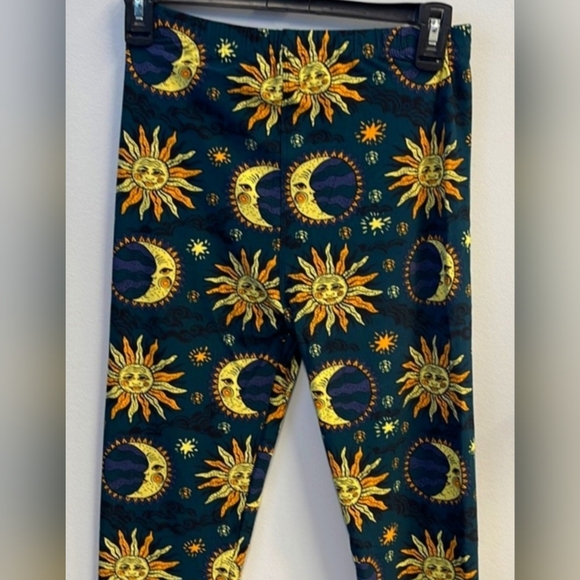 Leggings Celestial Sun Moon Stars Astrology Boho Gypsy Cute Buttery Soft NWT - Picture 8 of 10